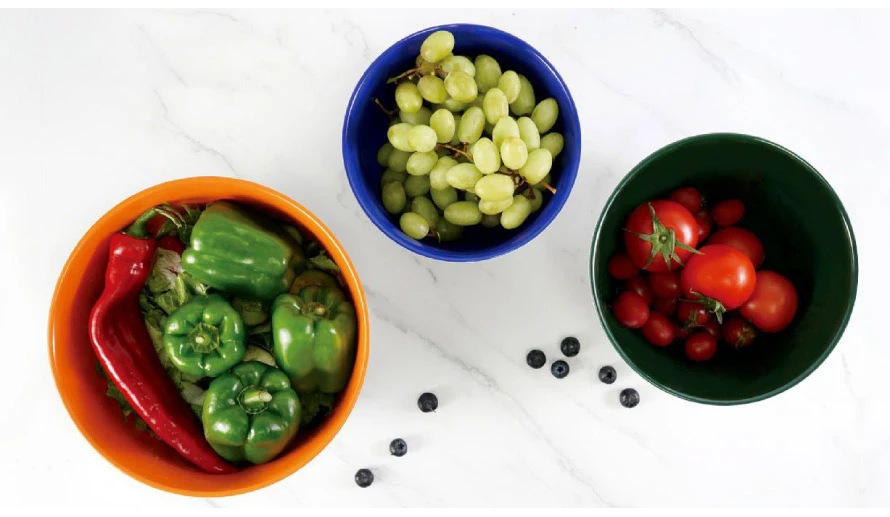 melamine mixing bowls------ 3 melamine mixing bowls------ 3
