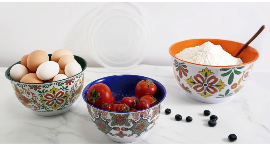 melamine mixing bowls------ 4 melamine mixing bowls------ 4